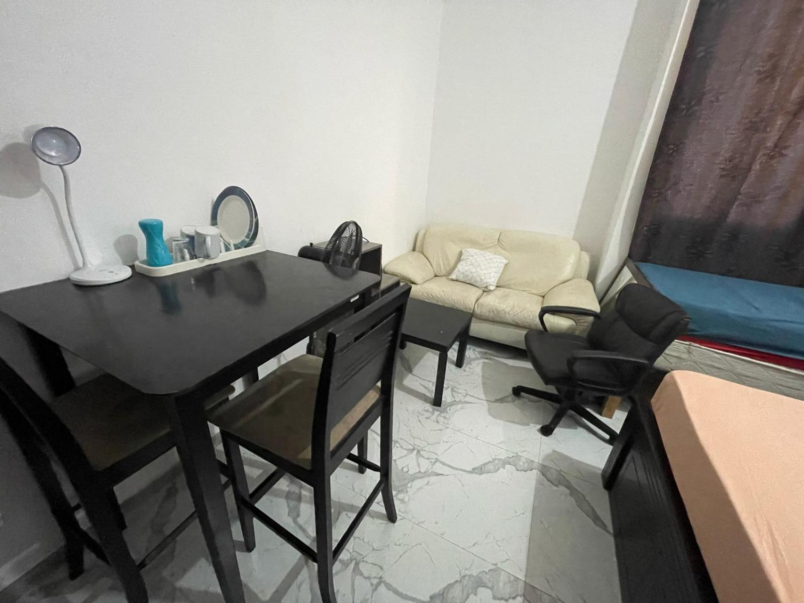 Homestay Thrifty Shared Toilet *