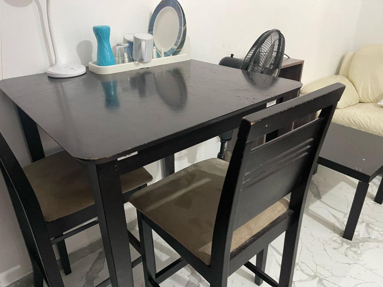 Homestay Thrifty Shared Toilet Abu Dhabi